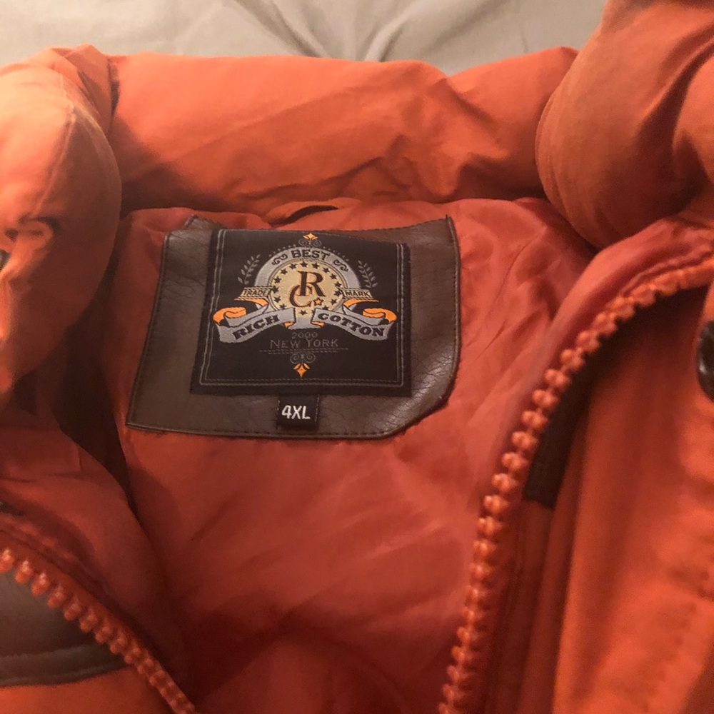 Coat - Picture 3 of 4